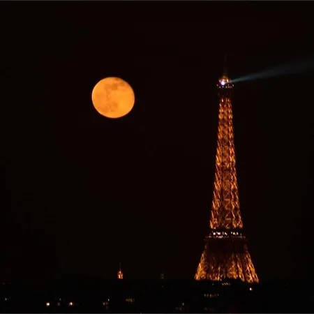 Paris Bella Vista 度假居 *